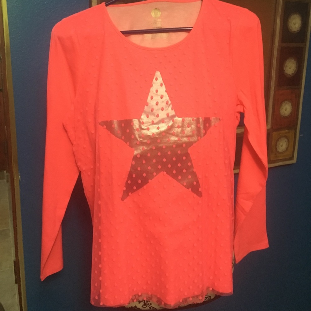 New never worn girls shirt